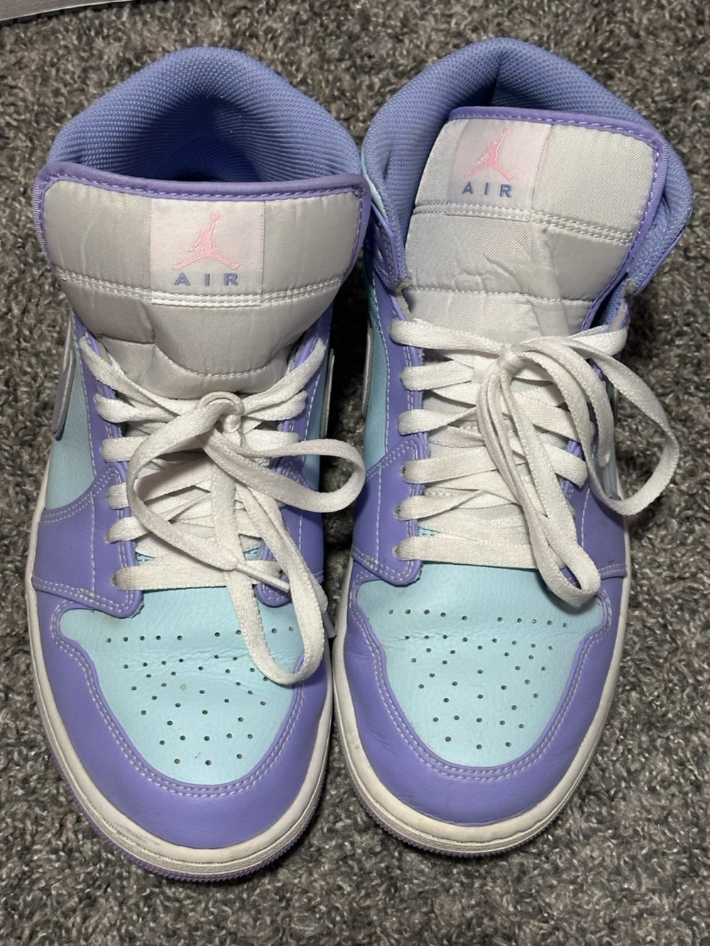 Nike Low-Top Sneakers in Light Blue & Lavender with White Accents